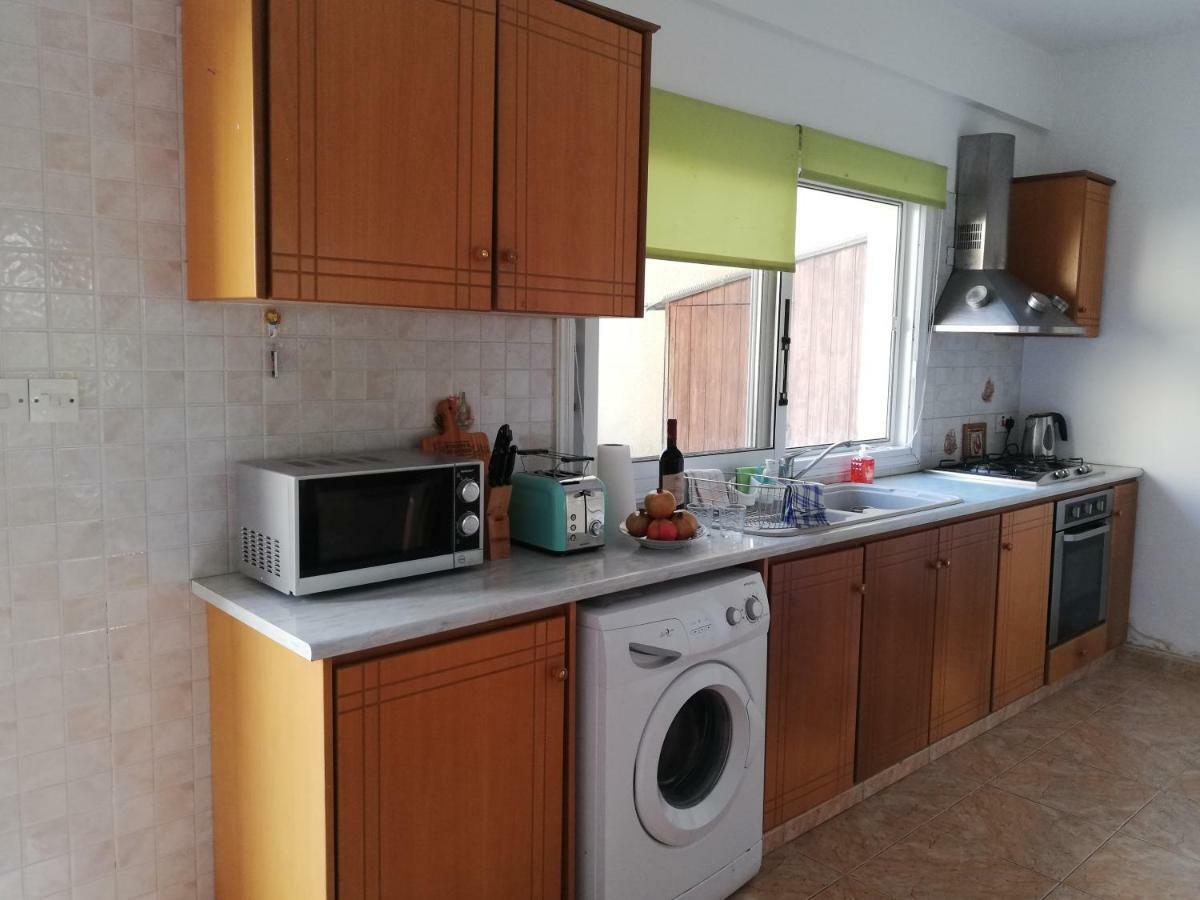Appartamento Chriselina Gottage Paphos Esterno foto